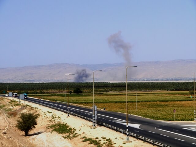 IOF detonating landmines 24th May 2012. Photo:JVS