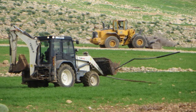 Al Hadidiya water pipes destroyed (2)